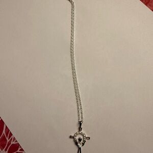 Elegant Silver Pendant Necklace